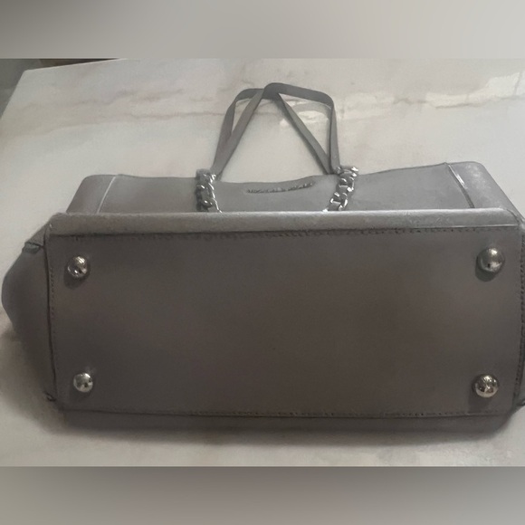 Michael Kors Harper Gray Saffiano Leather Tote Silver Hardware Shoulder Bag - Picture 3 of 11